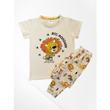 Erkek Çocuk %100 Pamuklu Krem Rengi Aslan Safari Desenli Kısa Kollu Altı Uzun Pijama Takımı