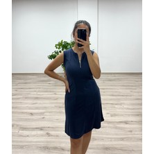 Kolsuz ve Fermuar Detaylı Rahat Elbise