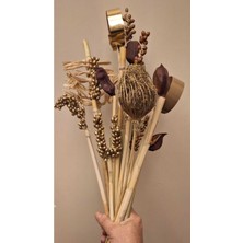 Tropik Bitkilerden Oluşma Vazoluk Arajman Kuru Çiçek Demedi