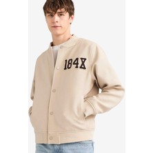 DeFacto Regular Fit Bomber Kolej Yaka Nakış Detaylı İç Cepli Çıtçıtlı Mont F5096AX25AU
