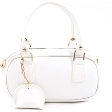 Beyaz SHK207 Suni Deri Charm Detaylı Fermuarlı ,askılı El, Kol ve Omuz Çantası