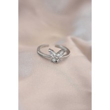 Ayarlamalı Gümüş Renk Metal Zirkon Taş ve Kristal Taşlı Kelebek Model Yüzük