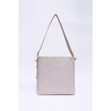 Krem SHK175 Salaş Suni Deri, Çıtçıtlı, Astarlı, Iç Cepli, Ayarlanabilir Askılı Kol ve Omuz Çantası