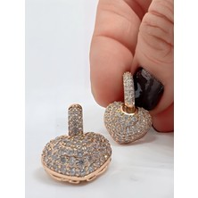 Solène Zen Zirkon Taşlı Rose Gold Kalp Tasarım Vip Çelik Küpe