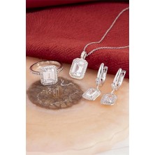 Silverplus 925 Ayar Gümüş Rodyumlu Baget Taşlı Sekizgen Bayan Takı Seti