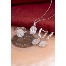 Silverplus 925 Ayar Gümüş Rodyumlu Zirkon Taşlı Sekizgen Baget Bayan Takı Seti