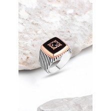 Silverplus Onix Taş Üzeri Ortası Zirkon Taşlı Motifli Gümüş Erkek Yüzük