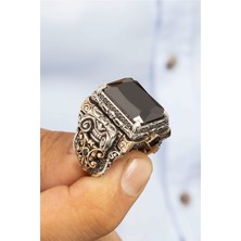 Özel Koleksiyon Siyah Taşlı Pençe Motifli Otantik İşlemeli Gümüş Erkek Yüzük