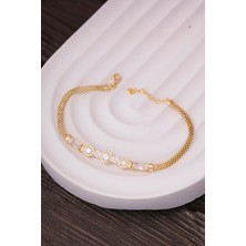 Silverplus 925 Ayar Gümüş Baget Taşlı Altın Renk Çiçek Motifli Küp Zincir Bayan Bileklik