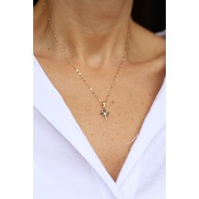 14 Ayar Altın Aynalı Zincirli Bombeli Yuvarlak Kenar Detaylı Kutup Yıldızı Kolye