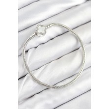 Pirinç Charm Zirkon Taşlı Yonca Model Gümüş Renk Kadın Bileklik - TJ-BB7799