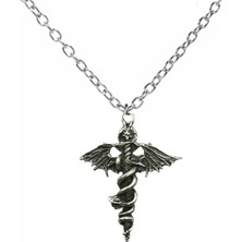 Kılıç, Yarasa ve Yılan Desen Unisex Kolye – Metal  Zincirli Gotik Güç ve Gizem Temalı Tasarım