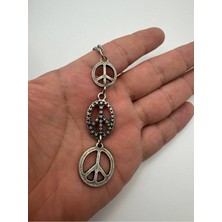 Üçlü Peace Barış Sembolü Unisex Kolye – Metal  Zincirli, Alt Alta Dizilmiş Zamak Metal Anlamlı Takı