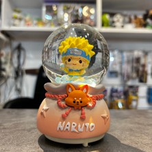 Naruto Anime Orta Boy Kar Küresi – Sevimli Naruto Figürlü Dekoratif Işıklı Biblo