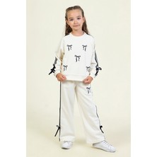 Dmb Boys & Girls Kız Çocuk Eşofman Takımı Fiyonk Desenli 4-5 Yaş Krem Renk Beli Lastikli Modern Tasarım