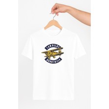 Vecihi Geliyor Born To Fly Unisex Tshirt Pilot - Havacı - Uçak Tutkunu