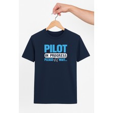 Vecihi Geliyor Pilot In Progress Unisex Tshirt Pilot - Havacı - Uçak Tutkunu