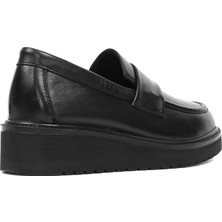 Kadın Siyah Dolgu Topuklu Deri Ayakkabı