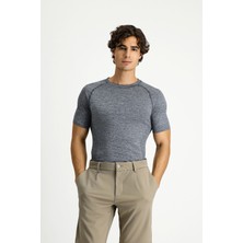 Slim Fit Düz Bisiklet Yaka Tişört