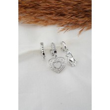 By Zeyna Aksesuar  Kadın Zirkon Taşlı Kalp ve Penguen Figürlü 3'lü Küpe Seti