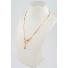 By Zeyna Aksesuar Kadın Özel Tasarım Zirkon Kare Taşlı ve El Figürlü Prenses Zincirli Kolye