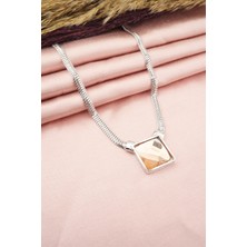 By Zeyna Aksesuar Kadın Özel Tasarım Kare Model Kesme Taşlı Model Yılan Zincirli Kolye