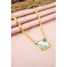 By Zeyna Aksesuar Kadın Özel Tasarım Kare Model Kesme Taşlı Model Yılan Zincirli Kolye