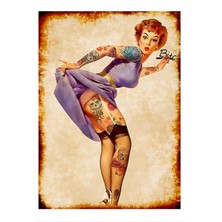 Dövmeli Kadın Desenli Ahşap Tablo 50 cm x 70 cm