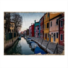 Bedeko Nehir ve Renkli Binalar Desenli Mdf Tablo 35 cm x 50 cm