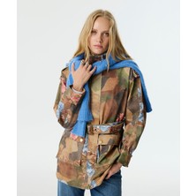 Twist Çiçek Baskılı Kadın Trençkot Naturel Renkli Denim Kumaş Dik Yaka Regular Fit Tasarım