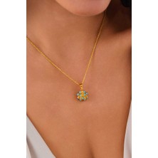 14 Ayar Altın Firuze Piramit Kolye