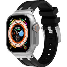 Mobicas Apple Watch Ultra (49MM) Uyumlu Metal Toka Tasarımlı Silikon Kordon-89 Siyah