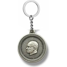 Mustafa Kemal Atatürk Madalyon Figürlü Metal Anahtarlık – Anlam Yüklü Aksesuar