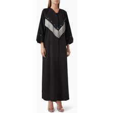 Şıklığı Yansıtan Süslemeli Fringeli Abaya ve Sheila Takımı