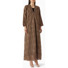 Dikişli Keten Abaye ile Şık ve Rahat Günlük Tarzınızı Tamamlayın