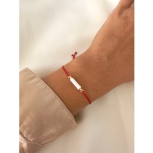 Beyaz Silindir Sedef Kırmızı Ip Bileklik