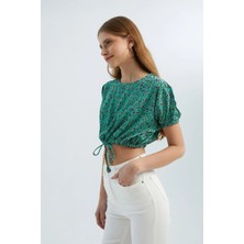 Hiccup Kadın Çiçekli Yuvarlak Yakalı Bağcıklı Crop Top Yeşil