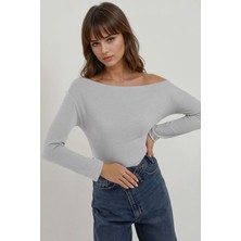 Hiccup Kadın Kayık Yaka Esnek Çizgili Fitted Bluz Gri