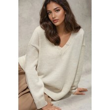 Hiccup Kadın Kalın Örme V-Yaka Kazak Taş Doğal