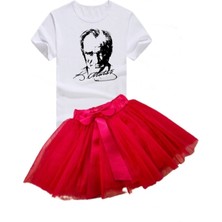 Kız ÇOCUK23 Nisan 29 Ekim Gösteri Kıyafeti Kısakol Beyaz T-Shırt Tütü Etek Takım