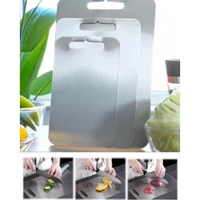 | 3'lü Paslanmaz Çelik Kesme Doğrama Tahtası Seti - Gıda Temasına Uygun, Antibakteriyel, Yapışmaz ve Kolay Yıkanabilir, Paslanmaz, Yüksek Kaliteli Çelik - 33,5X22.5 Cm, 28,5X19,5 Cm, 24,5X15 cm