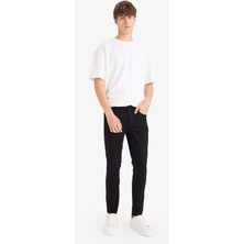 DeFacto Carlo Skinny Fit Ekstra Dar Kalıp Normal Bel Ekstra Dar Paça Jean Pantolon R8763AZ25AU