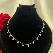 Kalpli Kadın Kolyesi 925 Ayar Gümüş Rodyumlu Zirkon Taşlı