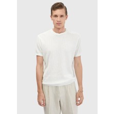 Beyaz Jakarlı Bisiklet Yaka %100 Pamuk T-Shirt