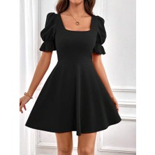 Hynova Kadın Kısa Kollu Kare Yakalı Kiloş Ithal Krep Elbise