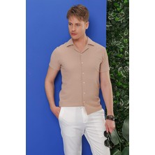 Efor Erkek Slim Fit Gofre Kumaş Apaş Yaka Kısa Kollu Bej Gömlek G 1536