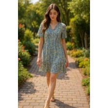 Yeşil Desenli Saten Elbise