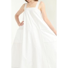 Beyaz Askılı Cepli Elbise