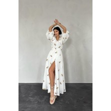 Kahverengi Yakası Çiçek Motifli Kemerli Elbise