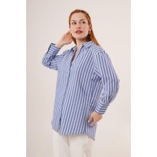 Çift Çizgi Geçişli Düğmeli Mavi Gömlek